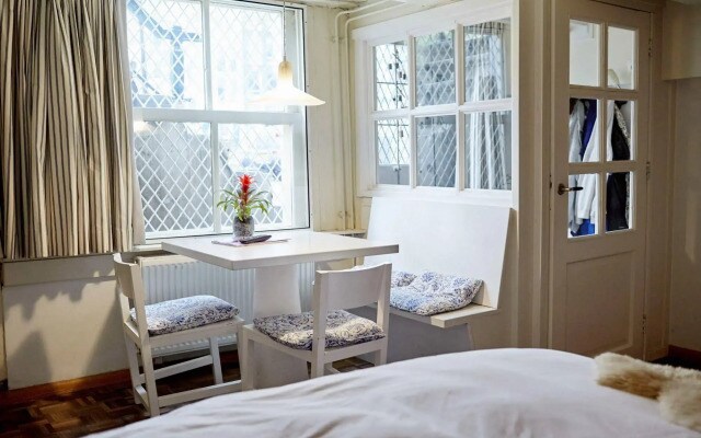 Bed & Apartment Singel 96