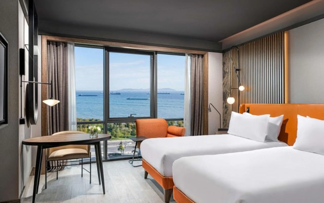 Mövenpick Hotel Istanbul Marmara Sea