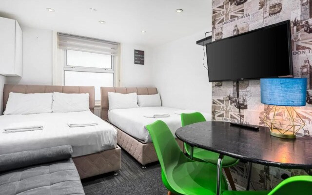 Whitechapel Grand