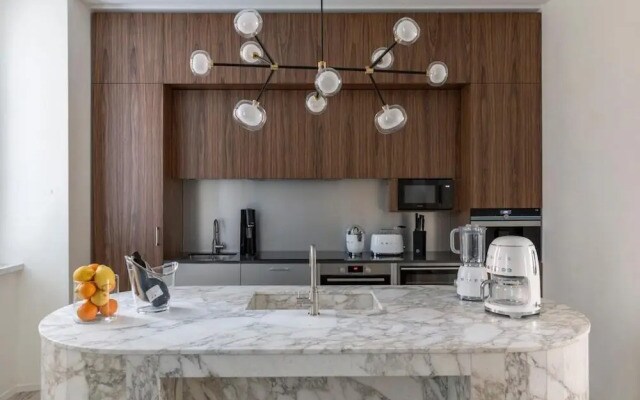 Luxurious Apartment in Rome