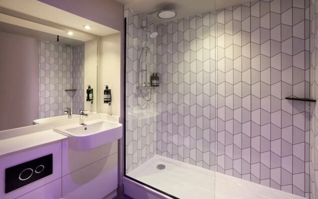 Premier Inn London Waterloo Lambeth Road Hotel