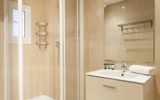 AB Passeig de Gràcia Pelai Apartment