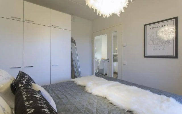 Tuomas' Luxurious Suites, Nilo