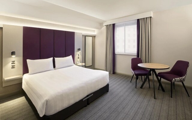 Premier Inn Watford North