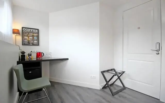 Great private suite in Jordaan near CS