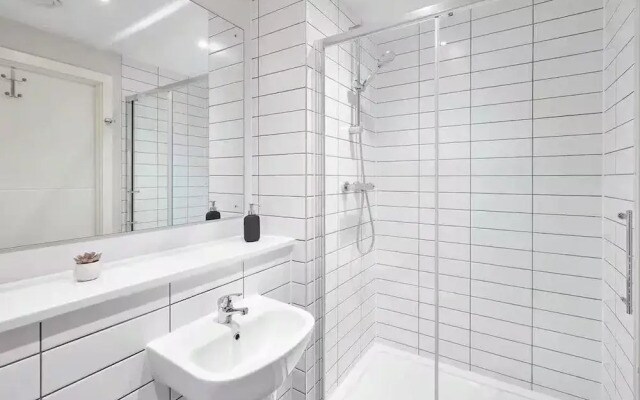 2 Bed - Sleeps 6 - Parking - City Centre