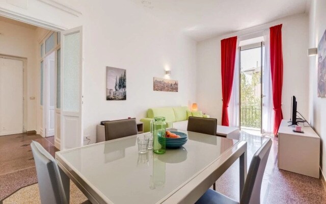 Bright and Modern 2 bed Flat in Prati