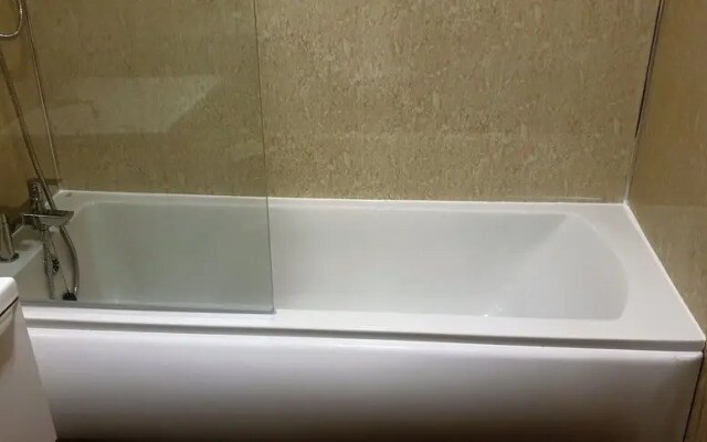 Piccadilly wharf suite