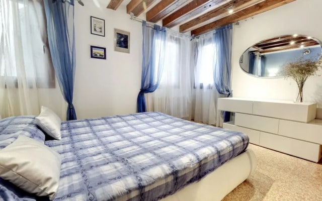 Ca' Patrizia Apartment in Venice