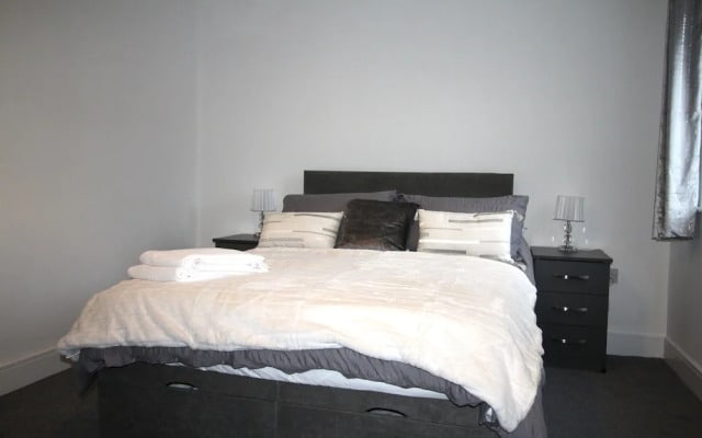 New Build - 2 Bed Bungalow - Large Enclosed Garden