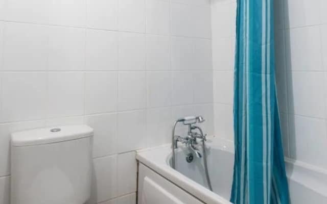 Beautiful 1-Bed Apartment in Romford
