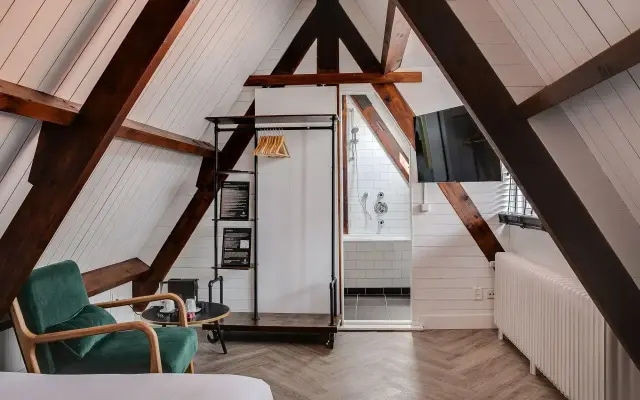 Adam's Canal House