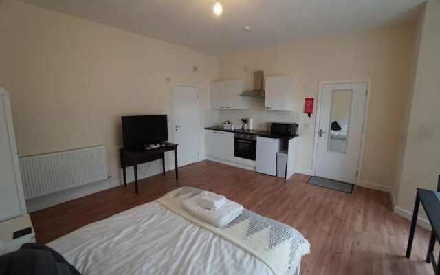 Arbourfield Lodge | Serviced Accomodation