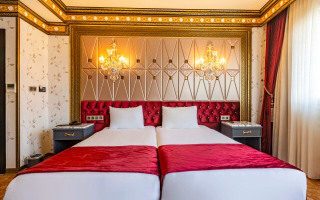 Laleli Blue Marmaray Hotel