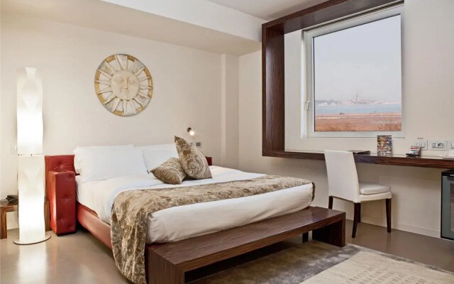 Antony Hotel