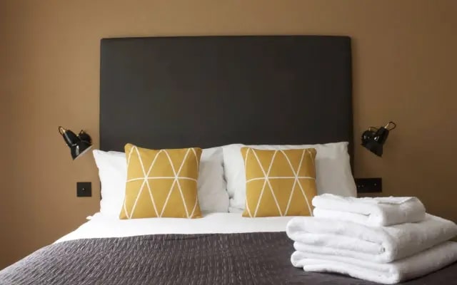Room2 London Hammersmith Townhouse