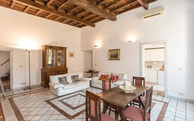 Rental In Rome Monti Apartment