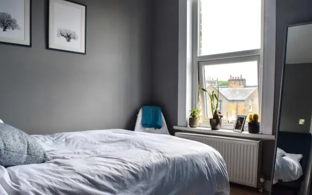 A Charming 2 Bedroom Retreat In East Dulwich