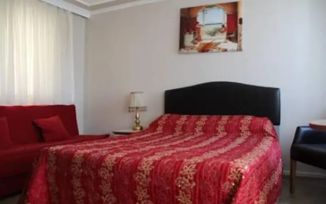 Dom Hotel