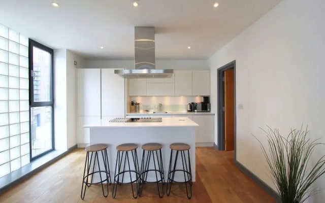Flying Butler Canning Town