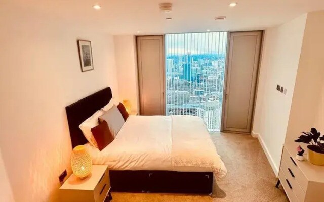2br-sleeps4-parking-central-cityview