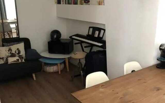 Cozy 1BR Apt - 7 Mins to Gare du Nord