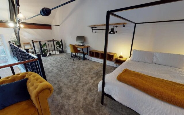 Hu1 Boutique City Apartment - Sleeps 6