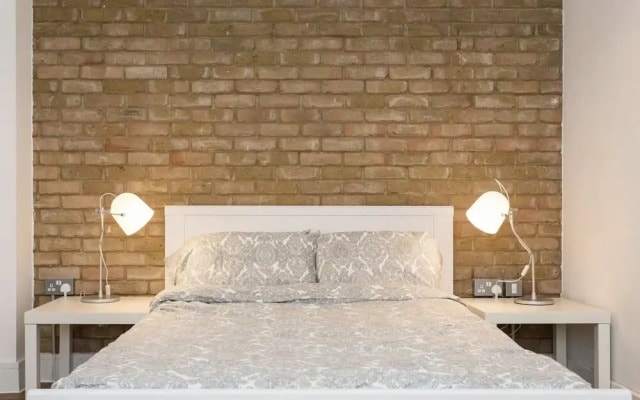 Manor House Studio Apartment B