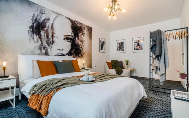Romantic Apts Prague by Michal&Friends