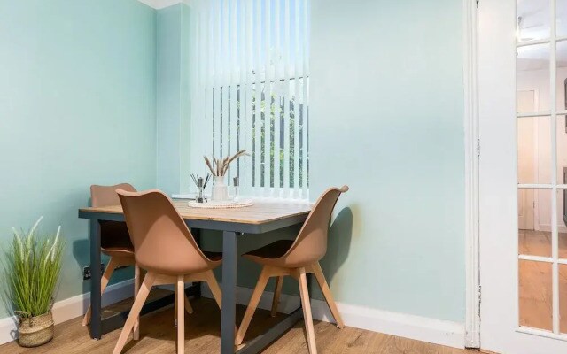 Lovely 2 bed House in Nottingham