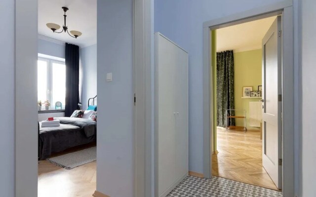 Hala Mirowska Stylish Apartment