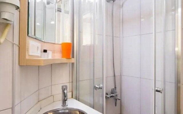 Dast Hotel