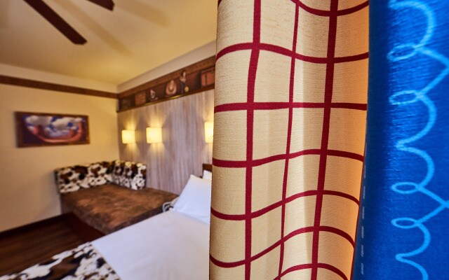 Disney Hotel Cheyenne