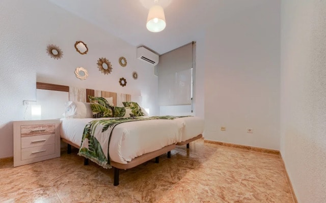 Holidays2Malaga Train Station Area Apartments