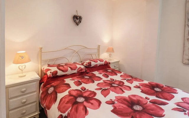 Cupid's Cottage