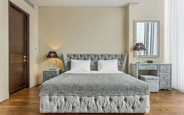 Sky Apartments Rentals Service