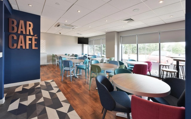 Travelodge Cheshunt