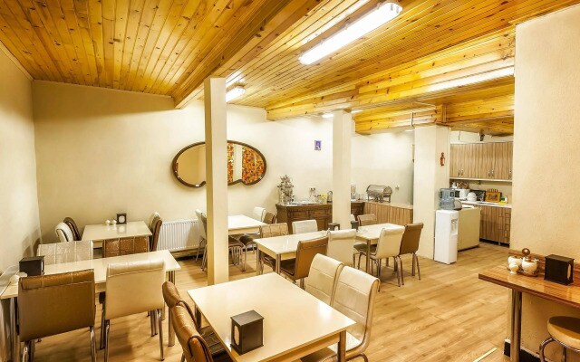 Educa Suites Balat