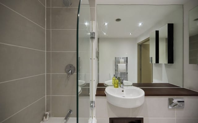 The Penny Court Apartment