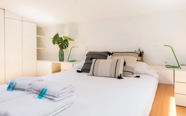 Loft Newman
