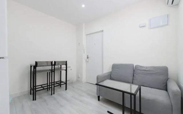 M Mdl92 Alquiler Mensual en Madrid Piso Moderno