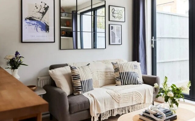 The Mitcham Hideout - Lovely 2BDR Flat with Garden