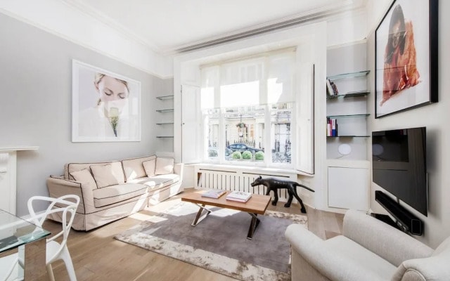 Bright and Spacious 2 bed Flat in Notting Hill