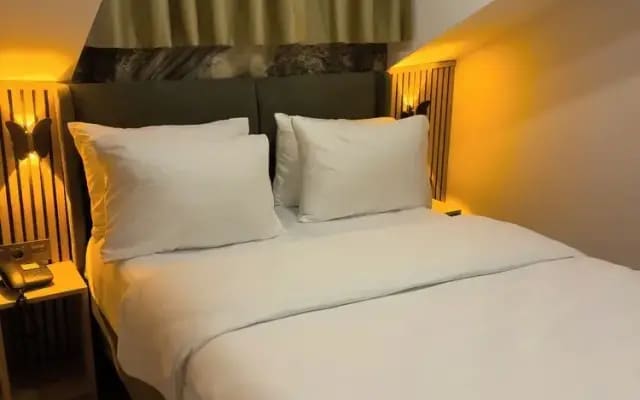 Positive Hotel