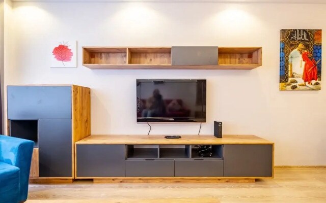 Splendid Flat in the Heart of Cihangir