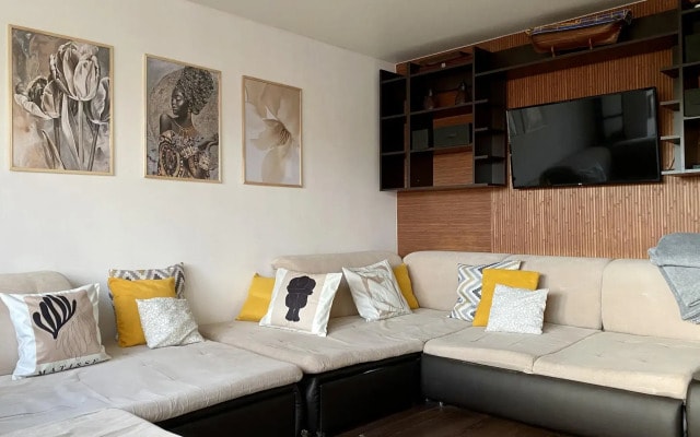 Апартаменты Grape Room Apartment (Грейп Рум Апартмент) на проспекте Мира 122