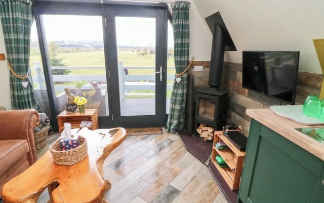 Buttercup Lodge