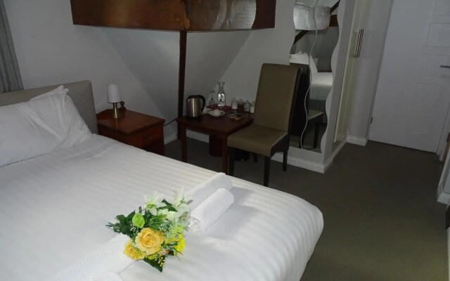 Rampant Lion Hotel