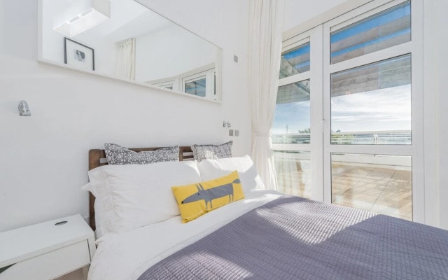 Exclusive Excel London Apartment