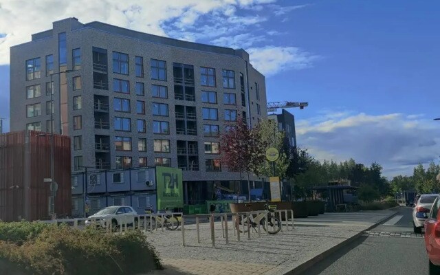 New Studio Wave near Airport